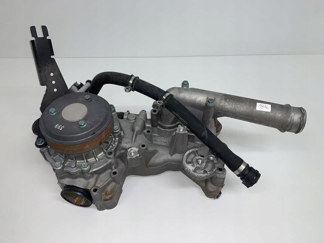 OBUDOWA POMPY WODY MAN TGX TGS EURO 6 D2676 - Помпа для Грузовиков: фото 1 OBUDOWA POMPY WODY MAN TGX TGS EURO 6 D2676 - Помпа для Грузовиков: фото 1