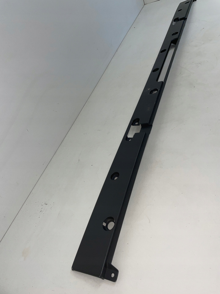 PODSZYBIE DAF XF CF LF MENZOLIT - Ветровое стекло: фото 2 PODSZYBIE DAF XF CF LF MENZOLIT - Ветровое стекло: фото 2