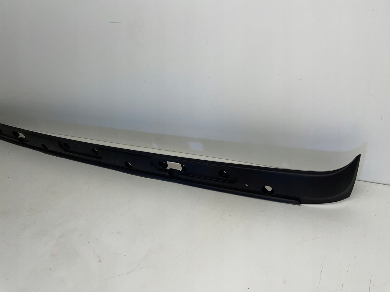 PODSZYBIE OSŁONA MASKOWNICA DAF 105 XF DAF 1665944 - Ветровое стекло для Грузовиков: фото 3 PODSZYBIE OSŁONA MASKOWNICA DAF 105 XF DAF 1665944 - Ветровое стекло для Грузовиков: фото 3