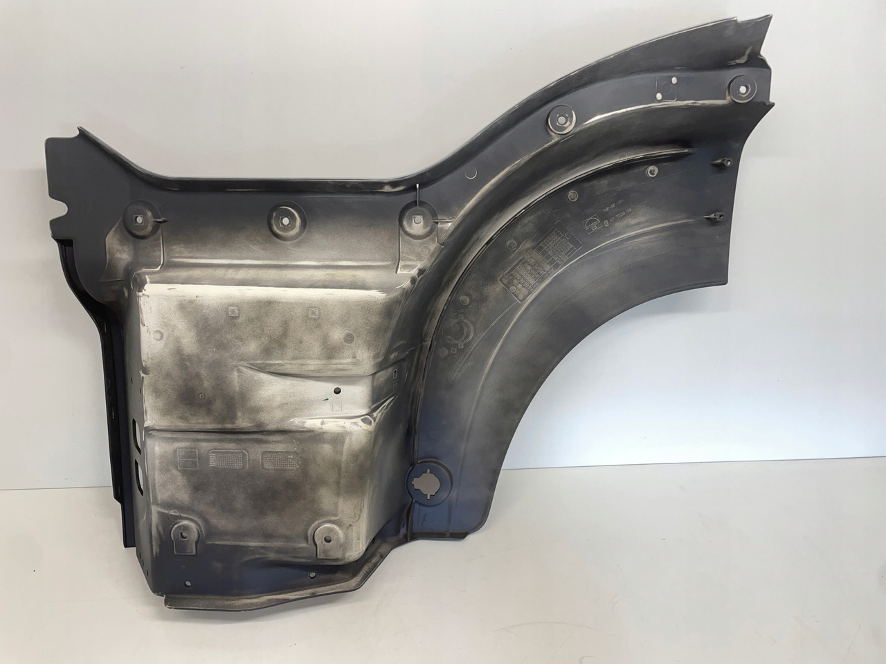 PRAWA STOPNICA MAN TGS E6 81615100870 - Решётка радиатора для Грузовиков: фото 4 PRAWA STOPNICA MAN TGS E6 81615100870 - Решётка радиатора для Грузовиков: фото 4