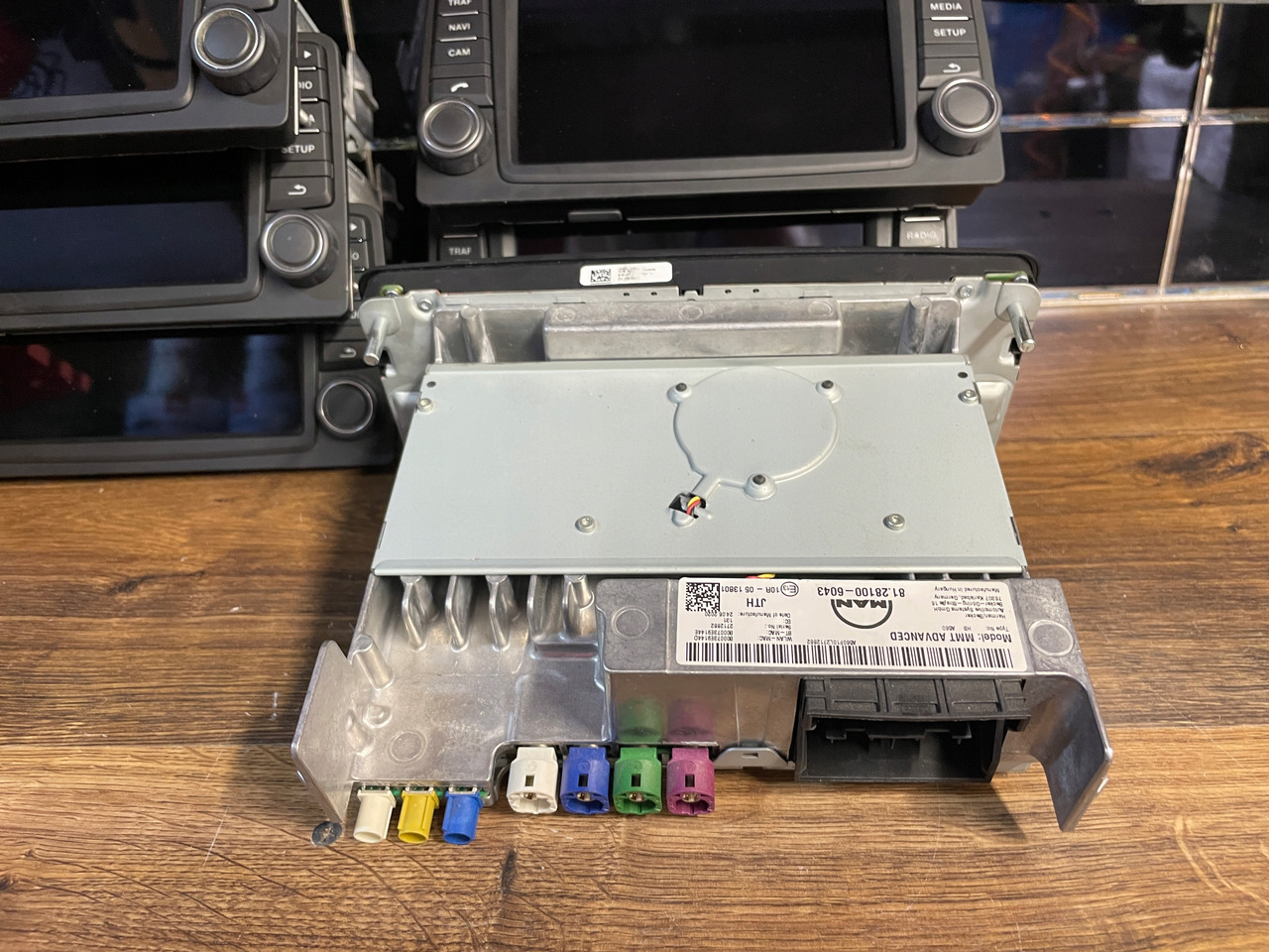 RADIO NAWIGACJA MAN TGS TGX EURO 6 81281006043 WYMIENIONY WYŚWIETLACZ - Система навигации для Грузовиков: фото 5 RADIO NAWIGACJA MAN TGS TGX EURO 6 81281006043 WYMIENIONY WYŚWIETLACZ - Система навигации для Грузовиков: фото 5