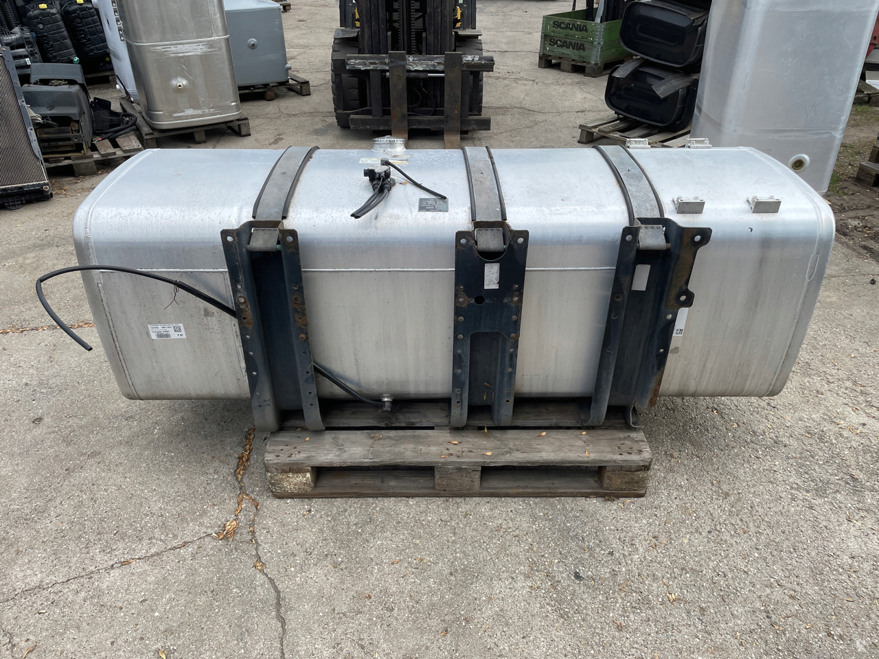 ZBIORNIK PALIWA MAN TGX TGS TGX3 TG3 910 L 81122016846 - Топливный бак для Грузовиков: фото 5 ZBIORNIK PALIWA MAN TGX TGS TGX3 TG3 910 L 81122016846 - Топливный бак для Грузовиков: фото 5