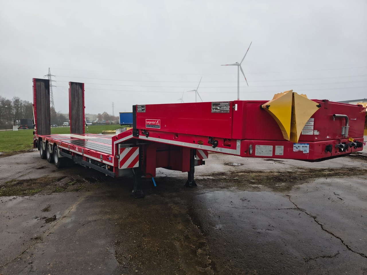 Langendorf SATU-30 - Низкорамный полуприцеп: фото 4 Langendorf SATU-30 - Низкорамный полуприцеп: фото 4