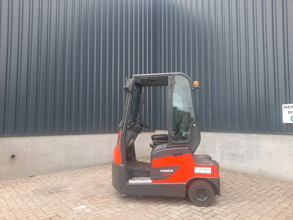 Linde P 60 - Складской тягач: фото 1 Linde P 60 - Складской тягач: фото 1