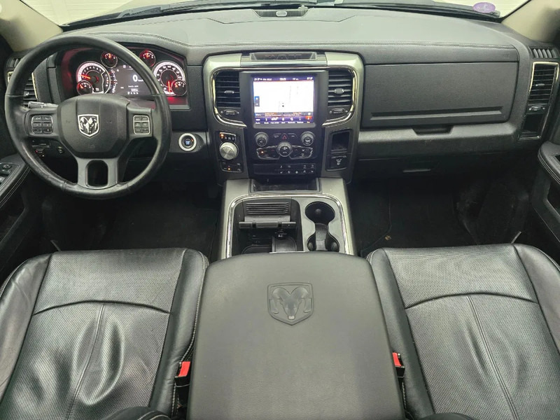 Dodge Ram 1500 5.7 V8 4x4 Crew Cab 5'7 - Цельнометаллический фургон, Грузопассажирский фургон: фото 3 Dodge Ram 1500 5.7 V8 4x4 Crew Cab 5'7 - Цельнометаллический фургон, Грузопассажирский фургон: фото 3