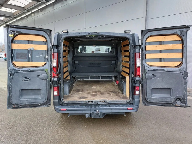 Opel Vivaro L2H1 Clima Cruise Navi Parkingsensors Towbar Euro5 2016 - Легковой фургон, Грузопассажирский фургон: фото 4 Opel Vivaro L2H1 Clima Cruise Navi Parkingsensors Towbar Euro5 2016 - Легковой фургон, Грузопассажирский фургон: фото 4