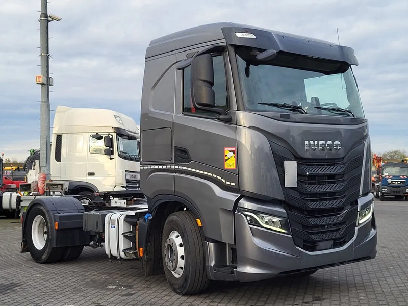 Iveco S-WAY 480 Automatic Retarder Clima Cruise LED PTO Navi Euro6 - Тягач: фото 4 Iveco S-WAY 480 Automatic Retarder Clima Cruise LED PTO Navi Euro6 - Тягач: фото 4