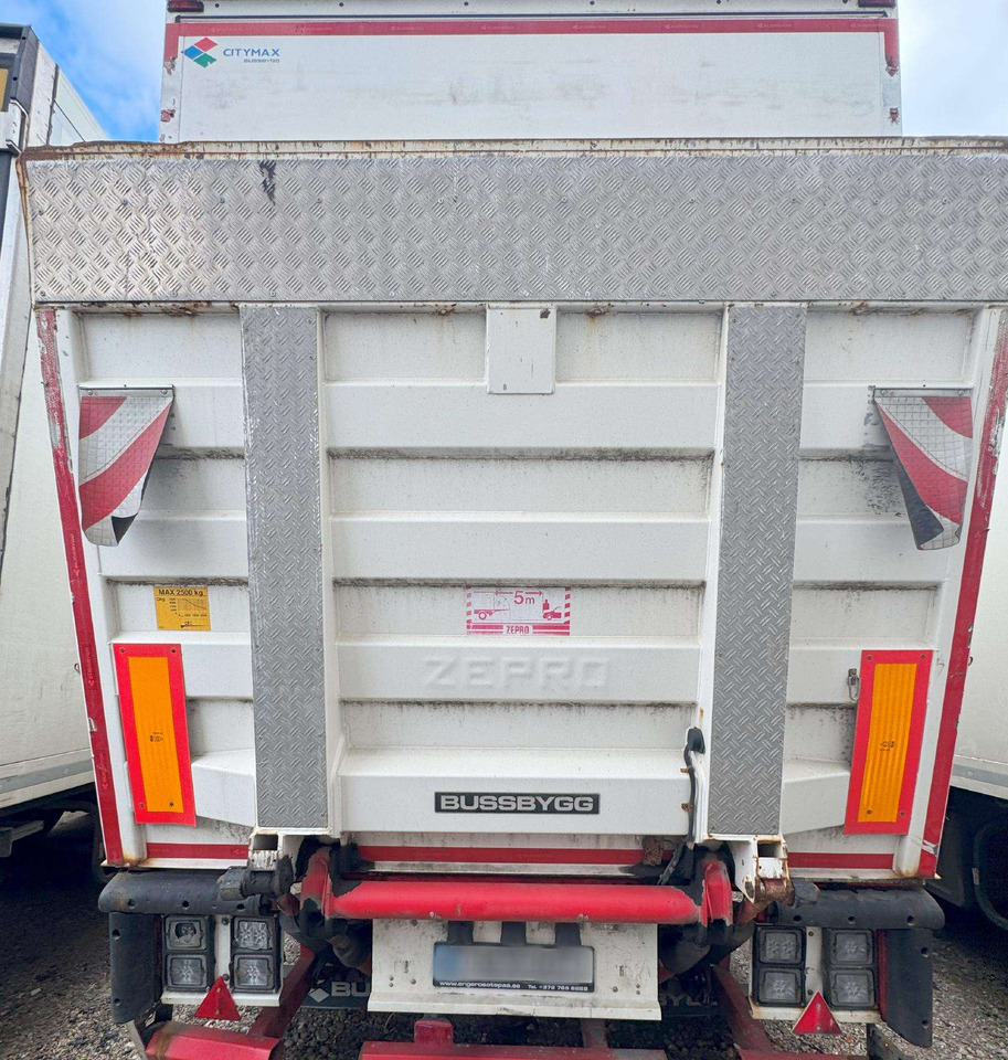 HFR BUSSBYGG KK18 - Полуприцеп-рефрижератор: фото 3 HFR BUSSBYGG KK18 - Полуприцеп-рефрижератор: фото 3