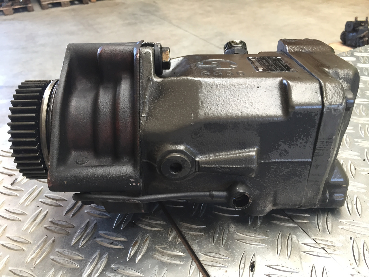 Гидравлический насос для Грузовиков Gebrauchte Hydraulikpumpe / Lenkung VOLVO Radlader L40 B, Artikel - Nr. : 1534604: фото 17 Гидравлический насос для Грузовиков Gebrauchte Hydraulikpumpe / Lenkung VOLVO Radlader L40 B, Artikel - Nr. : 1534604: фото 17