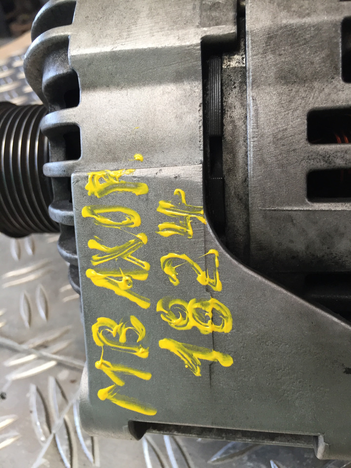 Gebrauchte Lichtmaschine MB Axor 1824, Motor Typ OM 906 LA, Artikel - Nr. : A 012 154 67 02 - Генератор для Грузовиков: фото 5 Gebrauchte Lichtmaschine MB Axor 1824, Motor Typ OM 906 LA, Artikel - Nr. : A 012 154 67 02 - Генератор для Грузовиков: фото 5
