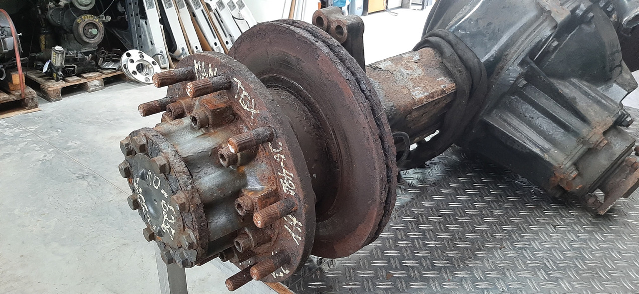 Gebrauchte MAN TGX 26.480 XXL, Vorderachse, Artikel - Nr. : 81.35010 - 6256 - Передняя ось для Грузовиков: фото 1 Gebrauchte MAN TGX 26.480 XXL, Vorderachse, Artikel - Nr. : 81.35010 - 6256 - Передняя ось для Грузовиков: фото 1