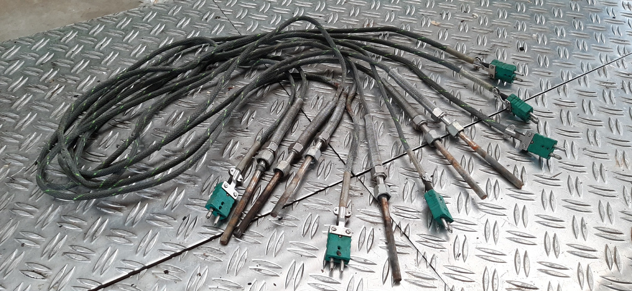 Gebrauchte Metallsonsoren für Waukesha Gasmotor, Artikel - Nr. : 81.99999 - 9999 - Сенсор для Грузовиков: фото 4 Gebrauchte Metallsonsoren für Waukesha Gasmotor, Artikel - Nr. : 81.99999 - 9999 - Сенсор для Грузовиков: фото 4