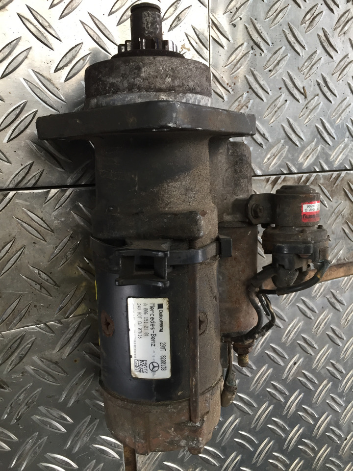 Стартер для Грузовиков Gebrauchter Anlasser MB Atego 8.18, Motor Typ : 904 LA, Artikel - Nr. : A 006 151 21 01: фото 9
