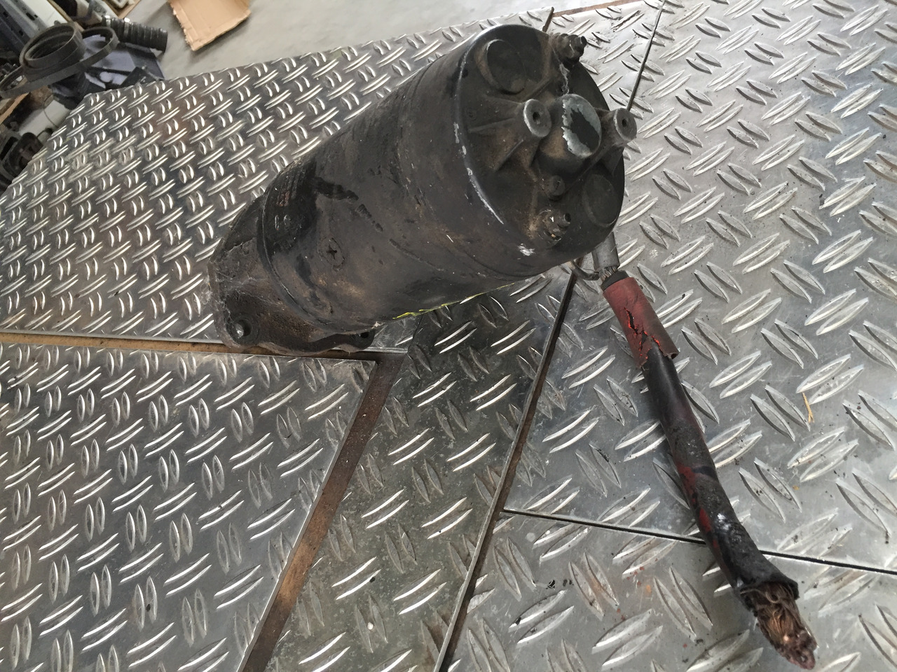 Gebrauchter Anlasser Magirus Deutz, Motor Typ 5 L912, Artikel - Nr. : 0 001 368 001 - Стартер для Грузовиков: фото 5 Gebrauchter Anlasser Magirus Deutz, Motor Typ 5 L912, Artikel - Nr. : 0 001 368 001 - Стартер для Грузовиков: фото 5