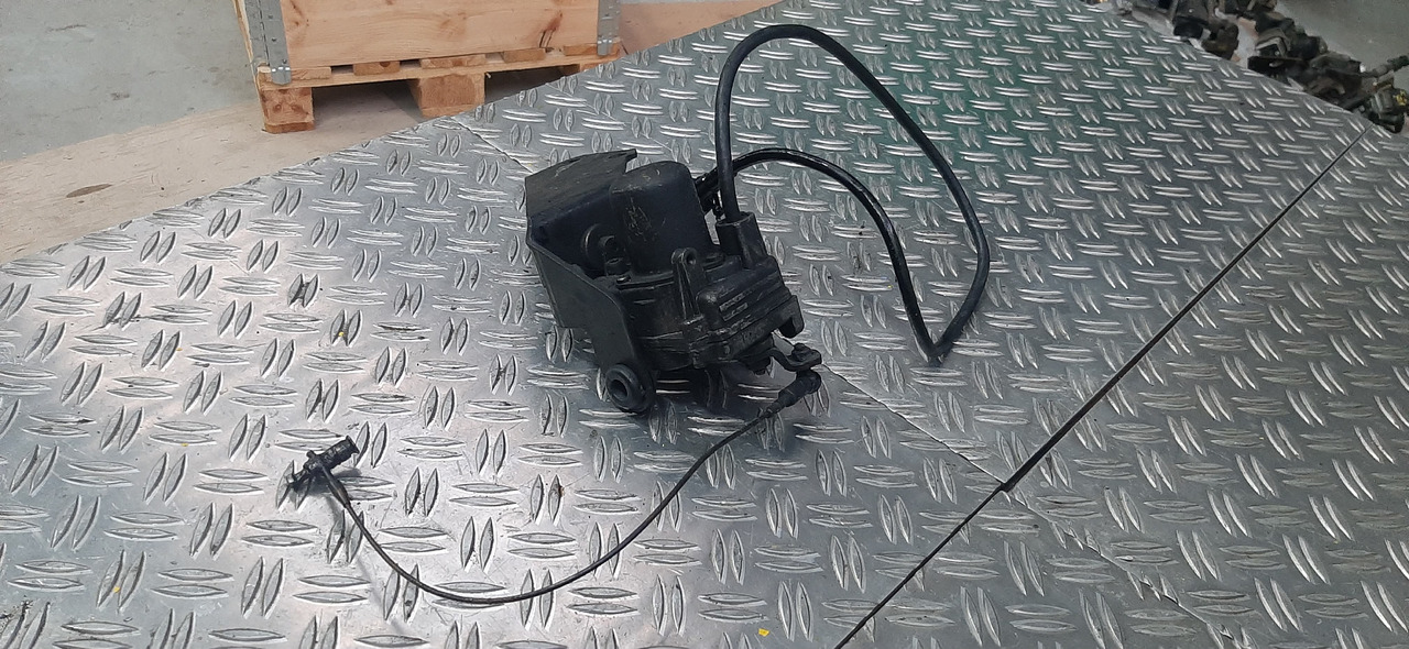 Gebrauchter MAN Stellmotor, Jaeger / VDO, Artikel - Nr. : 81.25970 - 6008 - Электрическая система для Грузовиков: фото 3 Gebrauchter MAN Stellmotor, Jaeger / VDO, Artikel - Nr. : 81.25970 - 6008 - Электрическая система для Грузовиков: фото 3