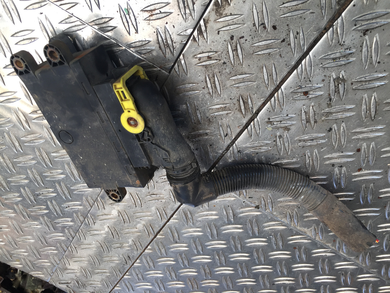 Gebrauchtes AdBlue Steuergerät, MB Atego 8.18, Artikel - Nr. : A 002 540 90 45 - Блок управления для Грузовиков: фото 3 Gebrauchtes AdBlue Steuergerät, MB Atego 8.18, Artikel - Nr. : A 002 540 90 45 - Блок управления для Грузовиков: фото 3