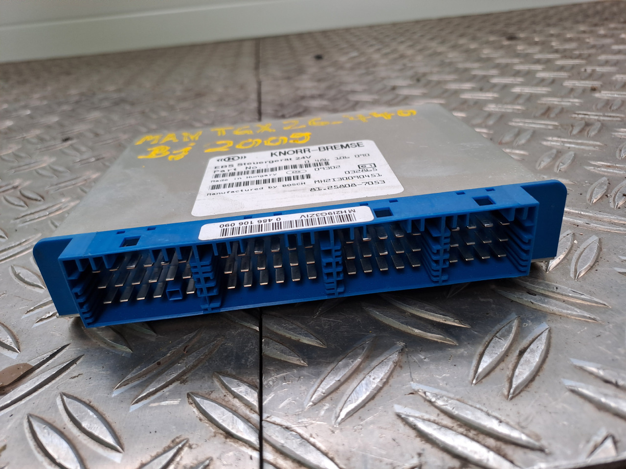 Gebrauchtes MAN TGX 26.440 EBS Steuergerät Brems - / Fahrdynamik, Artikel - Nr. : 81.25808 - 7053 - Блок управления для Грузовиков: фото 5 Gebrauchtes MAN TGX 26.440 EBS Steuergerät Brems - / Fahrdynamik, Artikel - Nr. : 81.25808 - 7053 - Блок управления для Грузовиков: фото 5