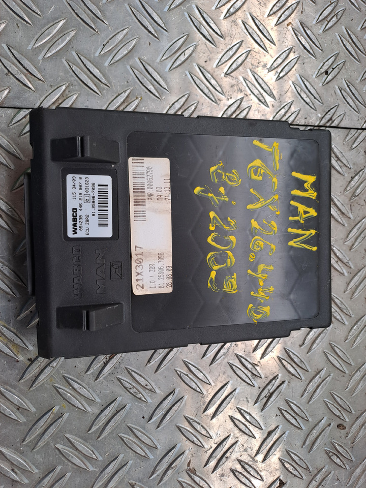 Gebrauchtes MAN TGX 26.440 Steuergerät zentraler Bordrechner, Artikel - Nr. : 81.25806 - 7096 - Блок управления для Грузовиков: фото 5 Gebrauchtes MAN TGX 26.440 Steuergerät zentraler Bordrechner, Artikel - Nr. : 81.25806 - 7096 - Блок управления для Грузовиков: фото 5