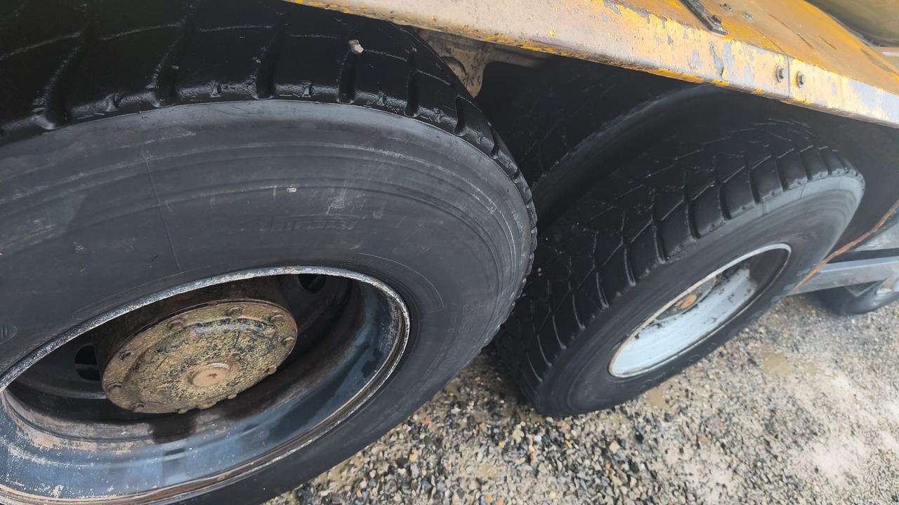 MAN 32364, 1999 god. - Автобетоносмеситель: фото 5 MAN 32364, 1999 god. - Автобетоносмеситель: фото 5