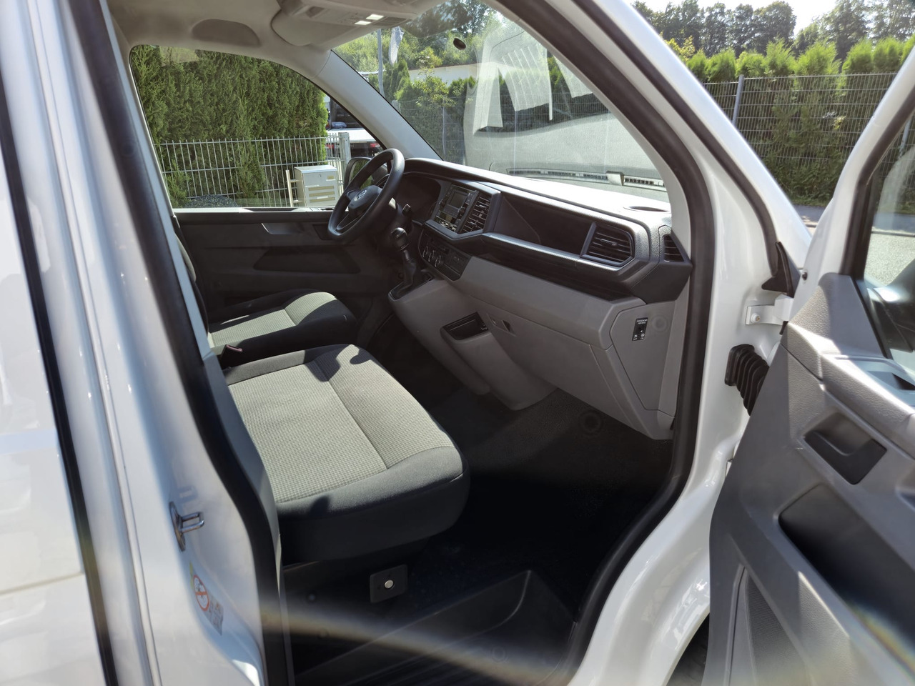 Цельнометаллический фургон VOLKSWAGEN T6.1 Transporter Kasten lang FWD: фото 14 Цельнометаллический фургон VOLKSWAGEN T6.1 Transporter Kasten lang FWD: фото 14