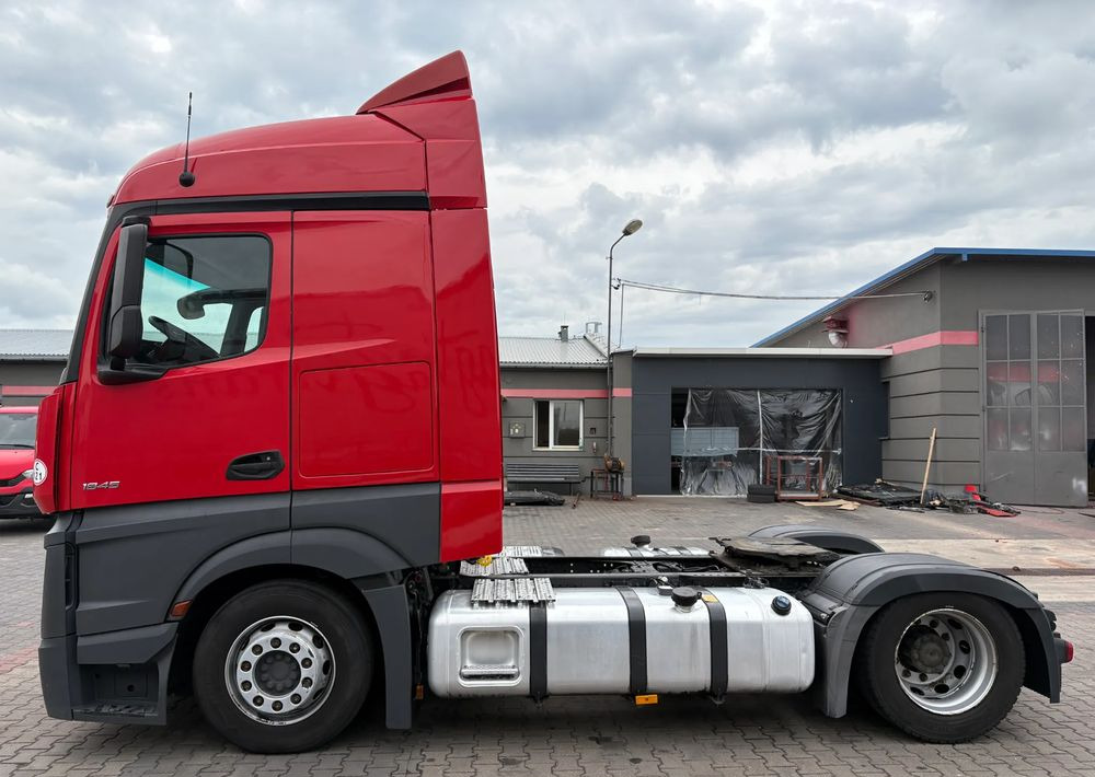 Mercedes-Benz ACTROS 1845 - Тягач: фото 3 Mercedes-Benz ACTROS 1845 - Тягач: фото 3