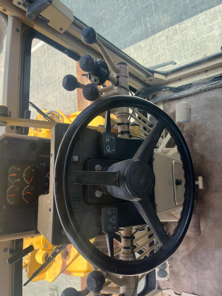 CATERPILLAR 140H в лизинг CATERPILLAR 140H: фото 15