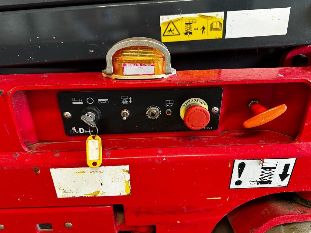 Ножничный подъемник Magni ES 1412 E: фото 14 Ножничный подъемник Magni ES 1412 E: фото 14