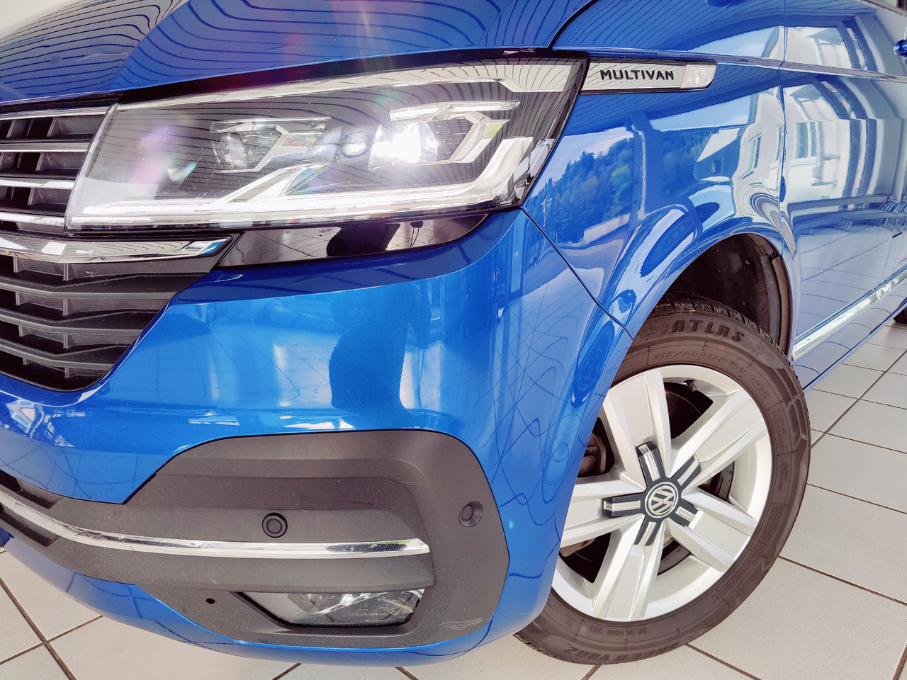 Volkswagen T6.1 Multivan Cruise*DAB+*Rükam*Standheizung*AHK Cruise FWD - Микроавтобус, Пассажирский фургон: фото 2 Volkswagen T6.1 Multivan Cruise*DAB+*Rükam*Standheizung*AHK Cruise FWD - Микроавтобус, Пассажирский фургон: фото 2