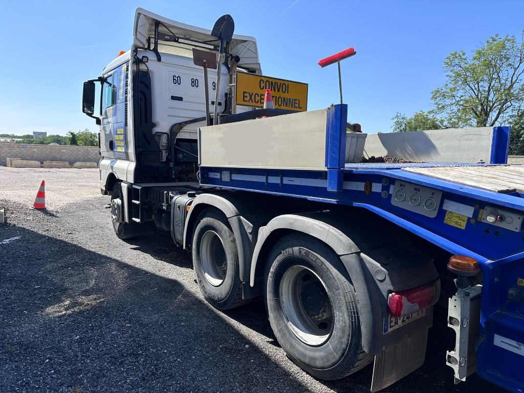 MAN TGX 33.560 - Тягач: фото 4 MAN TGX 33.560 - Тягач: фото 4