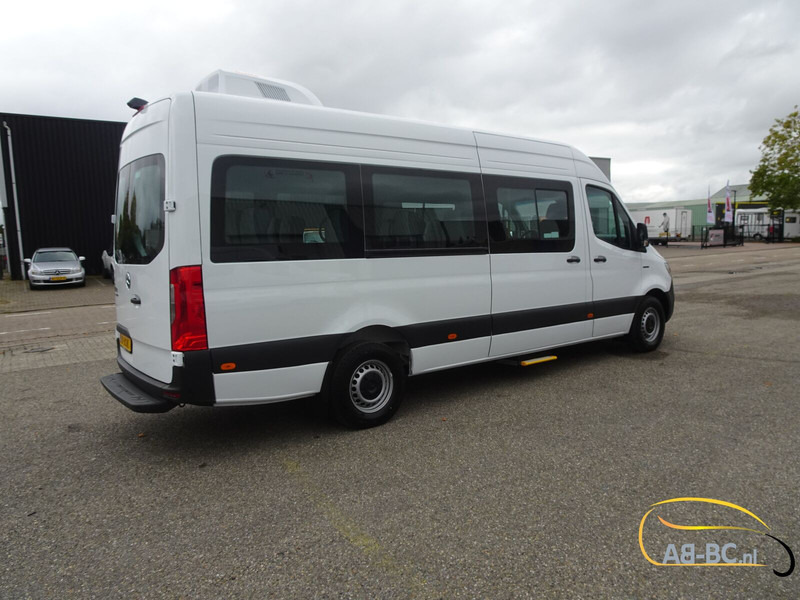 Mercedes-Benz eSprinter 17 Seats Electric Range: 465 km - Микроавтобус, Электробус: фото 4 Mercedes-Benz eSprinter 17 Seats Electric Range: 465 km - Микроавтобус, Электробус: фото 4