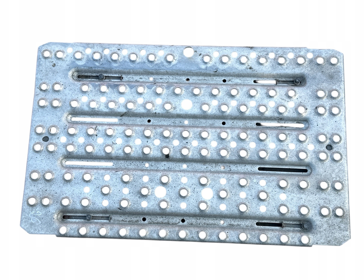 PODEST NA RAME SCANIA S R NTG - Боковая подножка для Грузовиков: фото 1 PODEST NA RAME SCANIA S R NTG - Боковая подножка для Грузовиков: фото 1