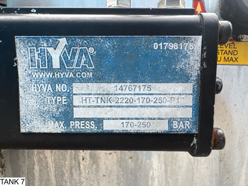HYVA Tank, pump, hoses, control valve - Бак для гидравлической жидкости: фото 5 HYVA Tank, pump, hoses, control valve - Бак для гидравлической жидкости: фото 5