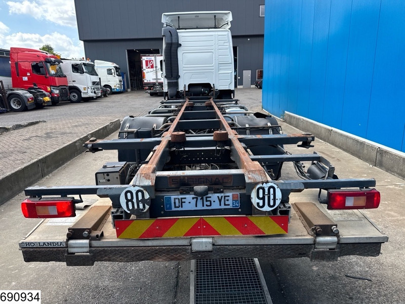 Грузовик-контейнеровоз/ Сменный кузов Volvo FM 330 EURO 6, BDF: фото 11
