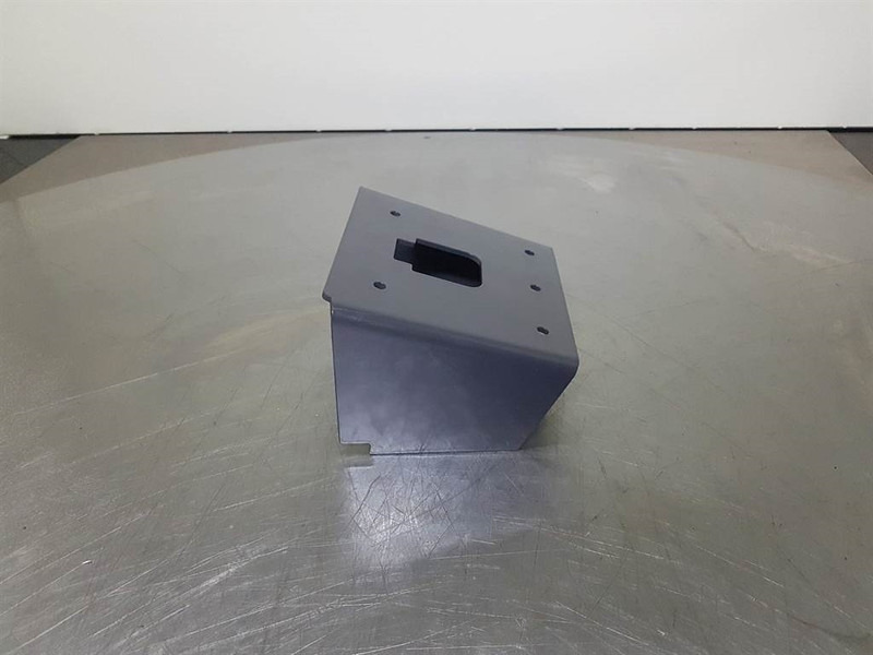 Ahlmann 4102467A - Кабина и интерьер для Строительной техники: фото 4 Ahlmann 4102467A - Кабина и интерьер для Строительной техники: фото 4