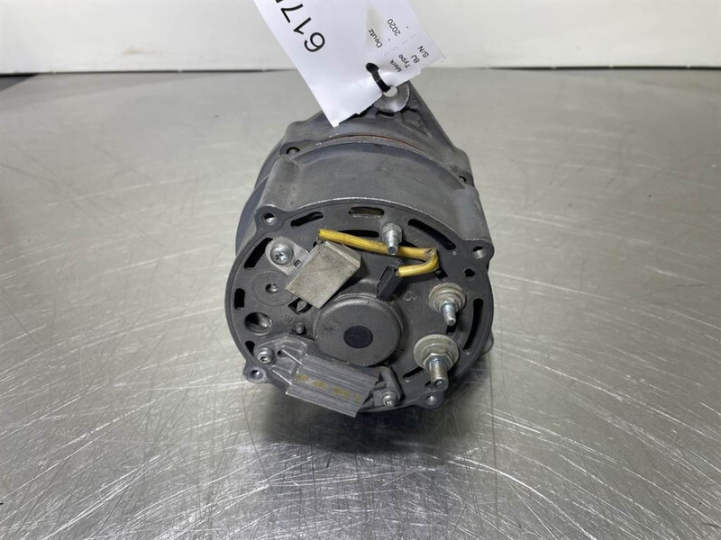 Deutz 01183630-14V 95A-Alternator/Lichtmaschine/Dynamo - Двигатель для Строительной техники: фото 3 Deutz 01183630-14V 95A-Alternator/Lichtmaschine/Dynamo - Двигатель для Строительной техники: фото 3