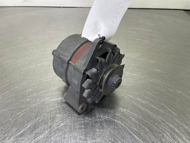 Deutz 01183630-14V 95A-Alternator/Lichtmaschine/Dynamo - Двигатель для Строительной техники: фото 1 Deutz 01183630-14V 95A-Alternator/Lichtmaschine/Dynamo - Двигатель для Строительной техники: фото 1