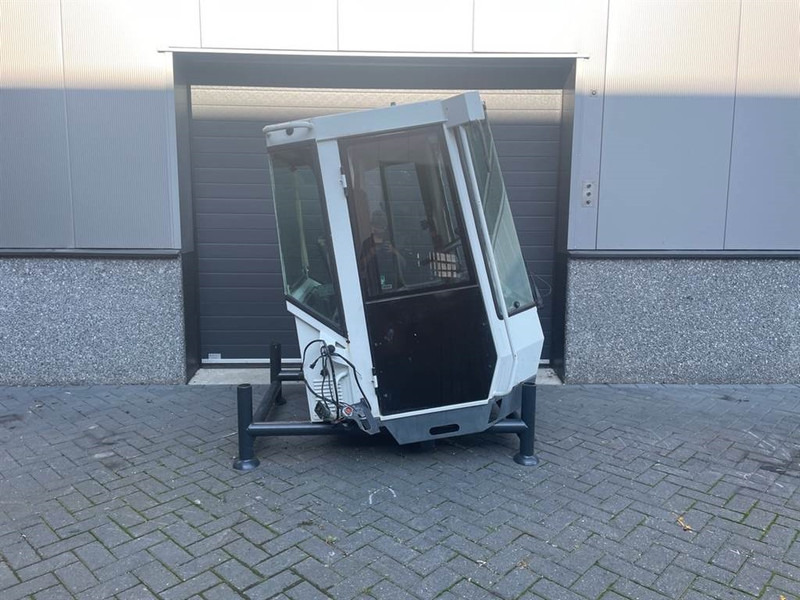 Liebherr L514 Speeder-9841079-Cabin/Kabine/Cabine - Кабина и интерьер для Строительной техники: фото 3 Liebherr L514 Speeder-9841079-Cabin/Kabine/Cabine - Кабина и интерьер для Строительной техники: фото 3