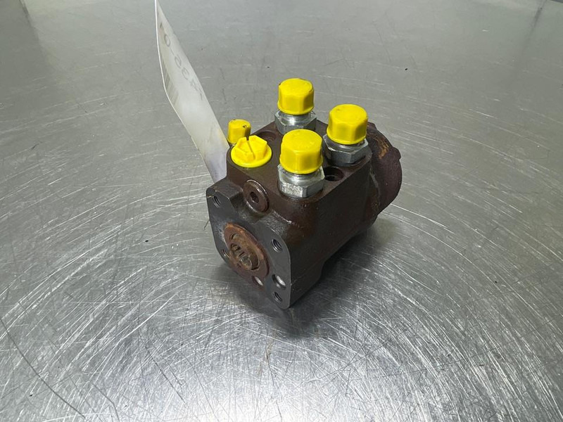 MAGNI RTH5.30-Danfoss OSPF200LS-Steering unit/Orbitrol - Гидравлика для Строительной техники: фото 1 MAGNI RTH5.30-Danfoss OSPF200LS-Steering unit/Orbitrol - Гидравлика для Строительной техники: фото 1