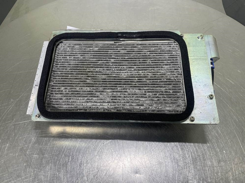 Mecalac 12MTX-5370437-Airco condenser/Klimakondensator - Рама/ Шасси для Строительной техники: фото 2 Mecalac 12MTX-5370437-Airco condenser/Klimakondensator - Рама/ Шасси для Строительной техники: фото 2