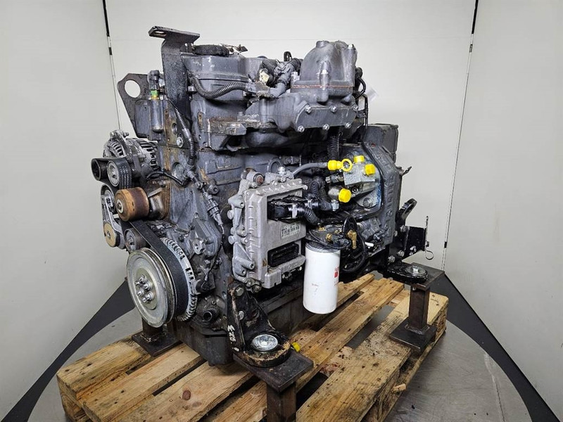 New Holland W110C-FPT F4HFE413J-Engine/Motor - Двигатель для Строительной техники: фото 2 New Holland W110C-FPT F4HFE413J-Engine/Motor - Двигатель для Строительной техники: фото 2