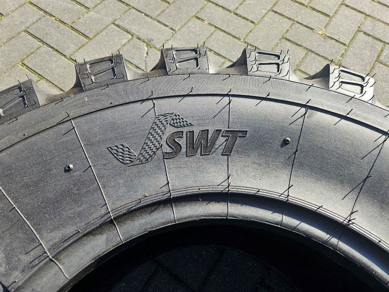 SWT 400/70R20 *NEW* - Tire/Reifen/Band - Шины и диски для Строительной техники: фото 5 SWT 400/70R20 *NEW* - Tire/Reifen/Band - Шины и диски для Строительной техники: фото 5
