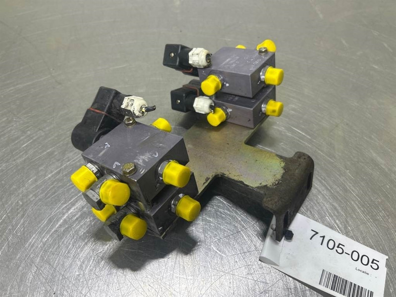 Terex TW150 - 4/2 Valve-4/2 Wegeventil-4/2 Ventiel - Гидравлика для Строительной техники: фото 1 Terex TW150 - 4/2 Valve-4/2 Wegeventil-4/2 Ventiel - Гидравлика для Строительной техники: фото 1