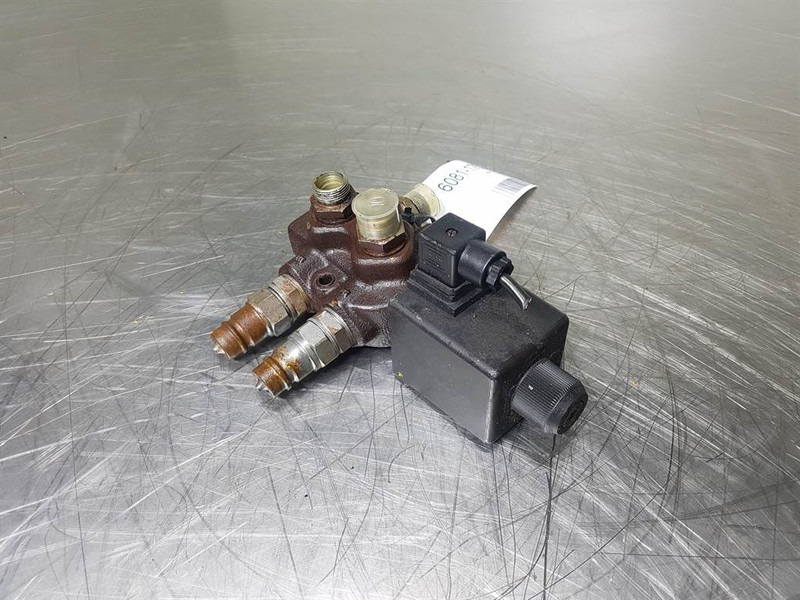 Zettelmeyer ZL 1001 - Valve/Ventile/Ventiel - Гидравлика: фото 1 Zettelmeyer ZL 1001 - Valve/Ventile/Ventiel - Гидравлика: фото 1