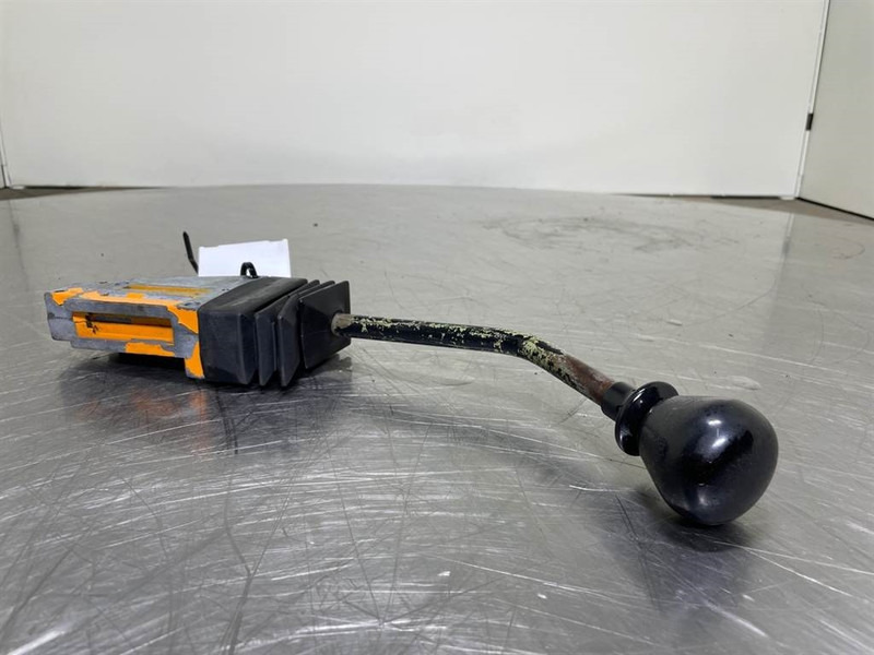 Zettelmeyer ZL801 - Levers/Hebels/Hendels - Кабина и интерьер для Строительной техники: фото 1 Zettelmeyer ZL801 - Levers/Hebels/Hendels - Кабина и интерьер для Строительной техники: фото 1