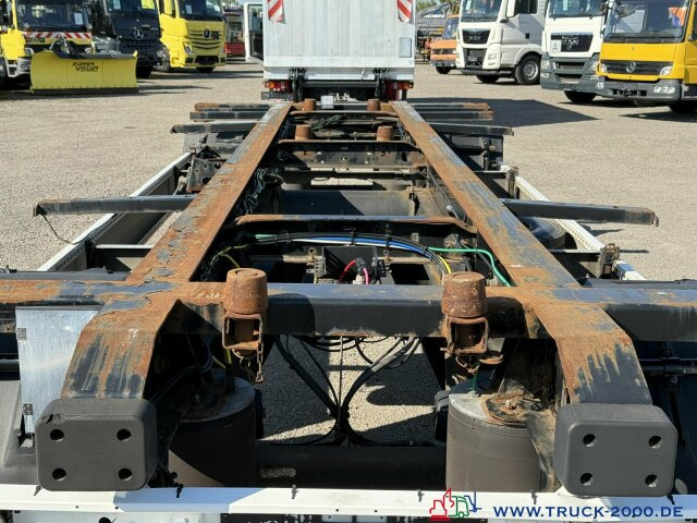 Krone AZ18 Box Carrier - Luft - BPW Achsen - Прицеп-контейнеровоз/ Сменный кузов: фото 3 Krone AZ18 Box Carrier - Luft - BPW Achsen - Прицеп-контейнеровоз/ Сменный кузов: фото 3