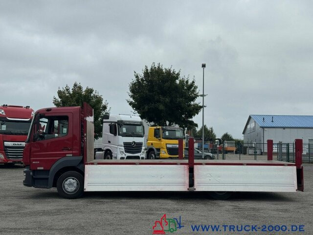 Mercedes-Benz Atego 823 3 Sitze + Klima + AHK + NUR 60.153 Km - Грузовик бортовой/ Платформа: фото 3 Mercedes-Benz Atego 823 3 Sitze + Klima + AHK + NUR 60.153 Km - Грузовик бортовой/ Платформа: фото 3