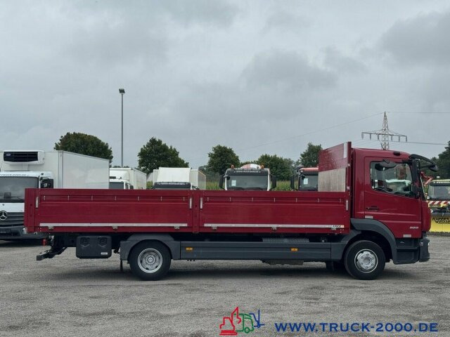 Mercedes-Benz Atego 823 3 Sitze + Klima + AHK + NUR 60.153 Km - Грузовик бортовой/ Платформа: фото 5 Mercedes-Benz Atego 823 3 Sitze + Klima + AHK + NUR 60.153 Km - Грузовик бортовой/ Платформа: фото 5