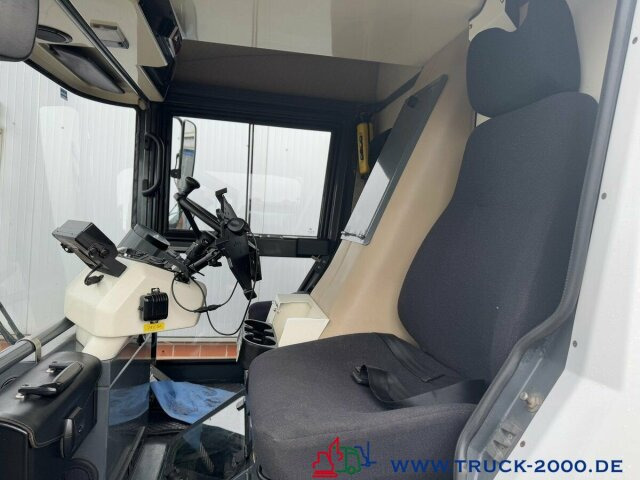 Ravo 540 3 Besensystem Sweeper + Sprühen 50 Km/h - Подметально-уборочная машина: фото 5 Ravo 540 3 Besensystem Sweeper + Sprühen 50 Km/h - Подметально-уборочная машина: фото 5