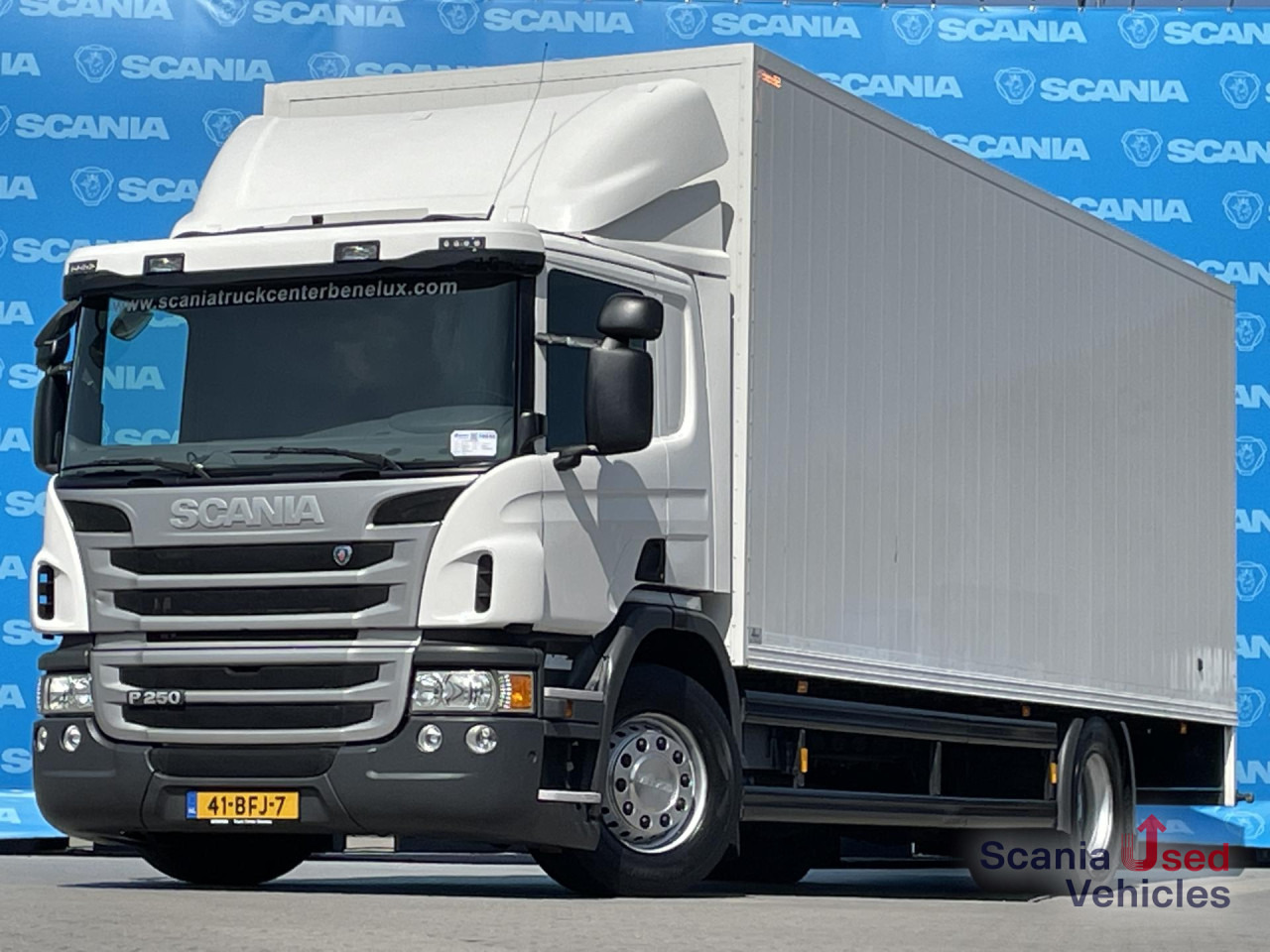 SCANIA P 250 DB4x2MNB SIDE DOORS FULL AIR 250X246X250CM - Грузовик с закрытым кузовом: фото 1 SCANIA P 250 DB4x2MNB SIDE DOORS FULL AIR 250X246X250CM - Грузовик с закрытым кузовом: фото 1