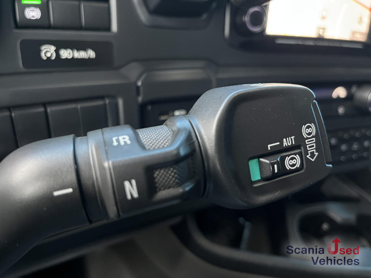 SCANIA R 450 A4x2NA LED NAVI SMART 2 - Тягач: фото 5 SCANIA R 450 A4x2NA LED NAVI SMART 2 - Тягач: фото 5